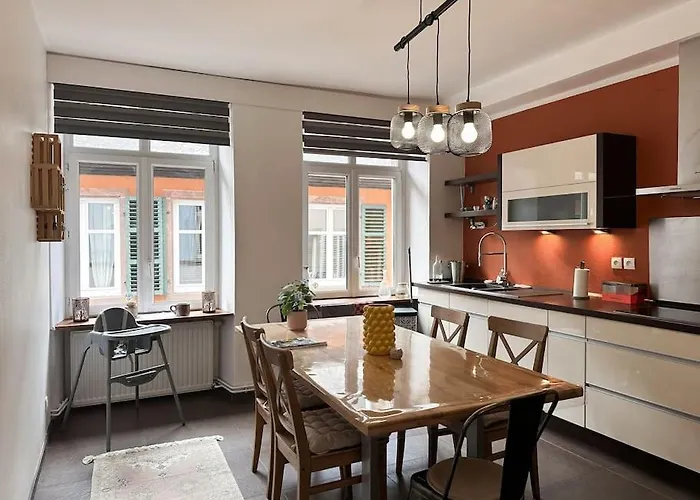 Apartment Hypercentre 80m2, A Deux Pas Du Chateau Des Rohan *